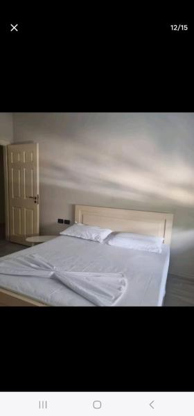 Apartment with 2 sleeping rooms and 2 bathrooms